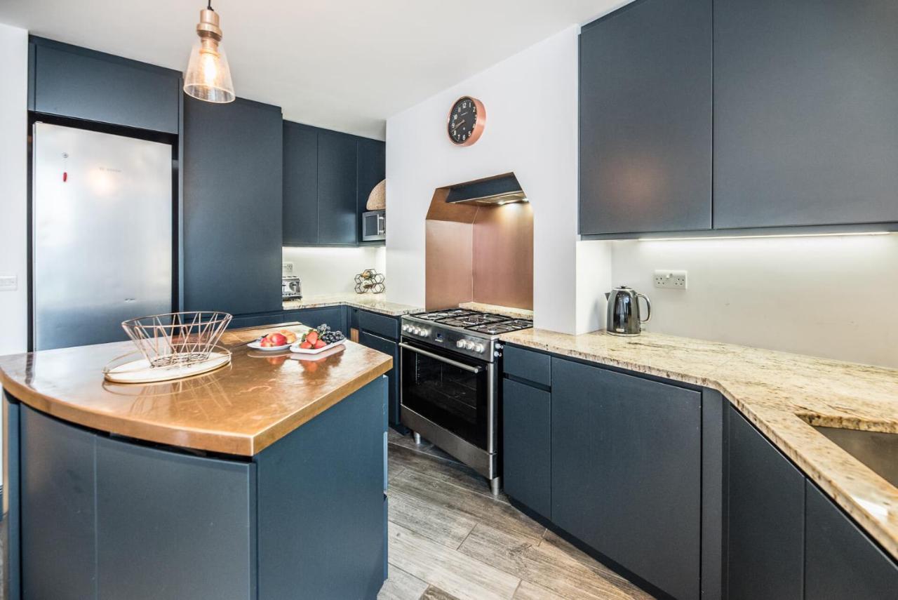 60 High Street, Southwold Apartment Екстериор снимка