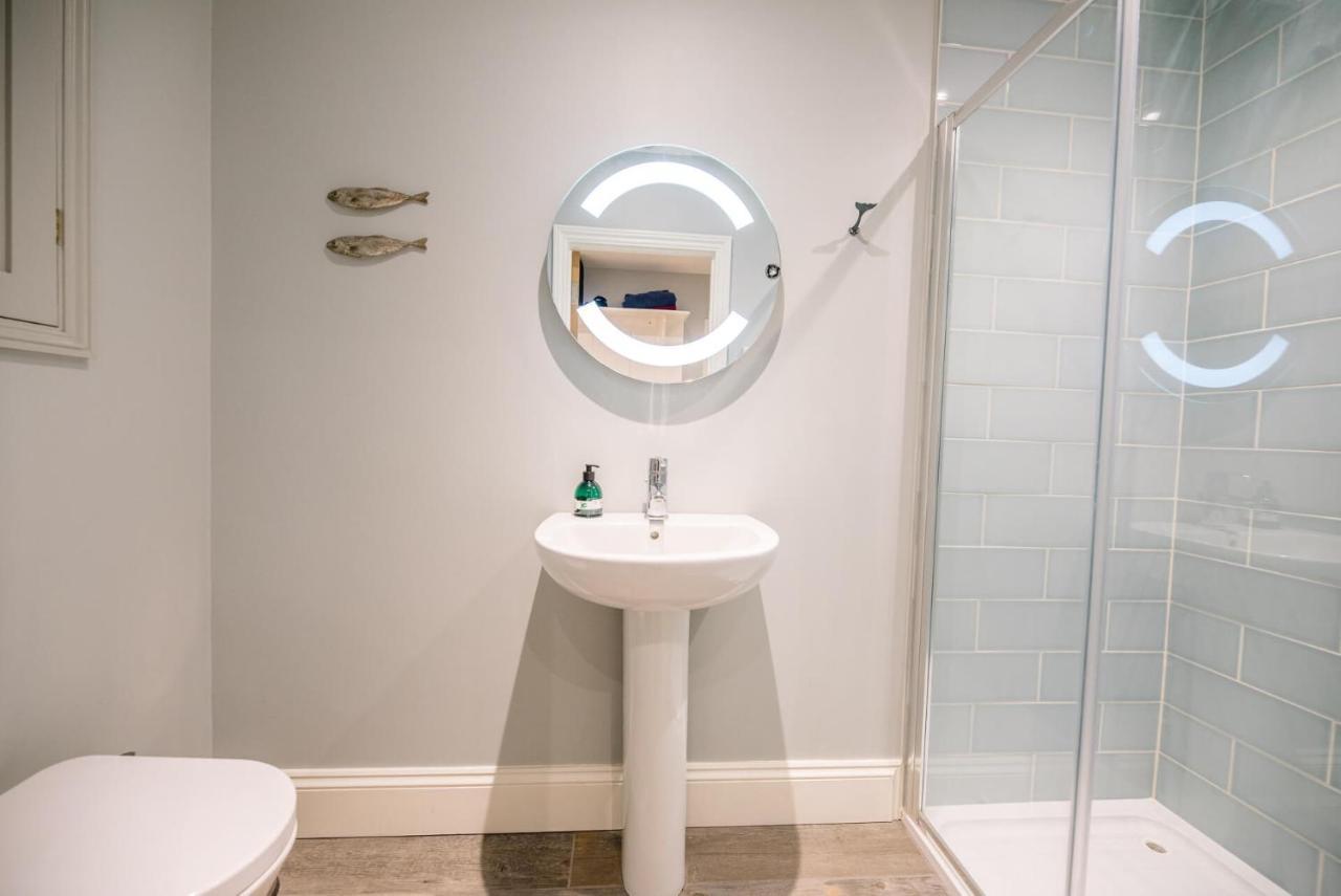 60 High Street, Southwold Apartment Екстериор снимка