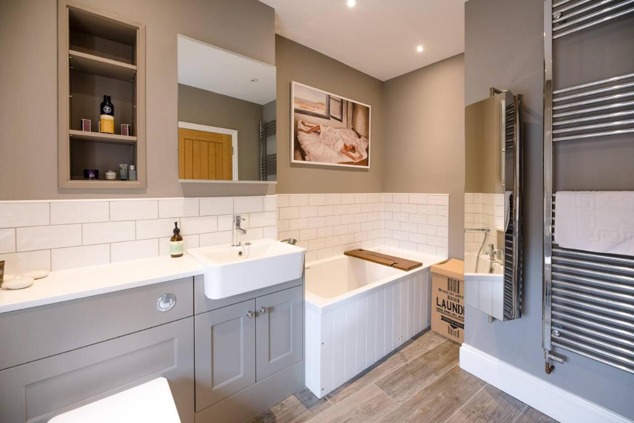 60 High Street, Southwold Apartment Екстериор снимка